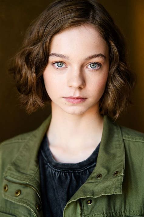 who is emma myers dating 2023|Emma Myers: Age, Height And Facts About The A Good Girls